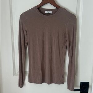 Babaton Women’s 2XS Relaxed Washed Taupe Brown Long Sleeved T-Shirt